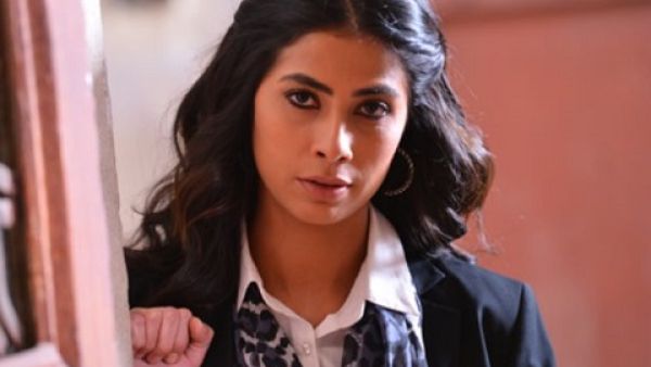 روبي تبدأ تصوير (أهو ده اللي صار) مع خاتم علي