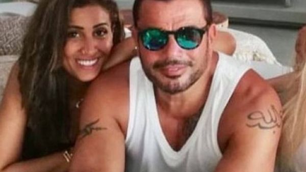 دينا الشربيني برفقة عمرو دياب في اليونان