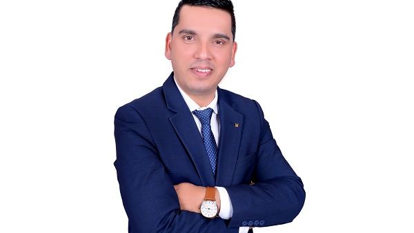Dinesh C. Tewari, Food & Beverage Manager Dinesh C. Tewari, Food & Beverage Manager