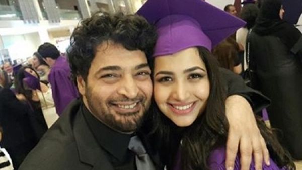 حميد الشاعري يحتفل بتخرج ابنته 
