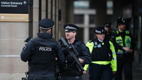 Police officers in London (AFP/File Photo)