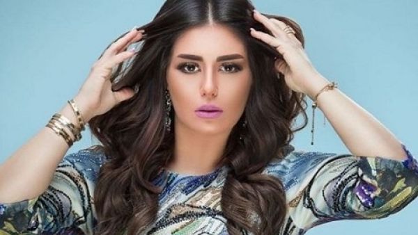 الممثلة المصرية منة فضالي 