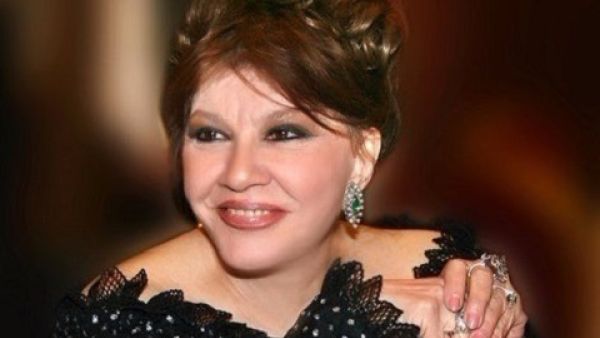 شويكار تنفي شائعة فقدانها الحركة