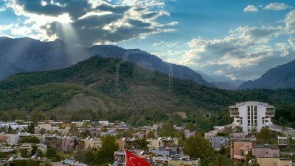 هليكوبتر عسكرية تركية قصفت مجموعة من مقاتلي حزب العمال الكردستاني