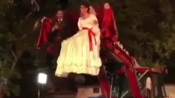 زفاف الجرافة