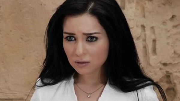 مي عز الدين 