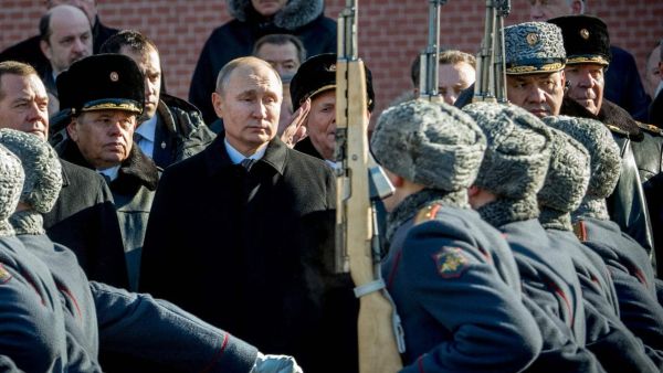 Putin meeting with soldiers of the Russian army (AFP/FILE)
