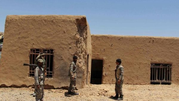 The militants wanted to overrun the checkpoints and capture the district center (AFP/File)