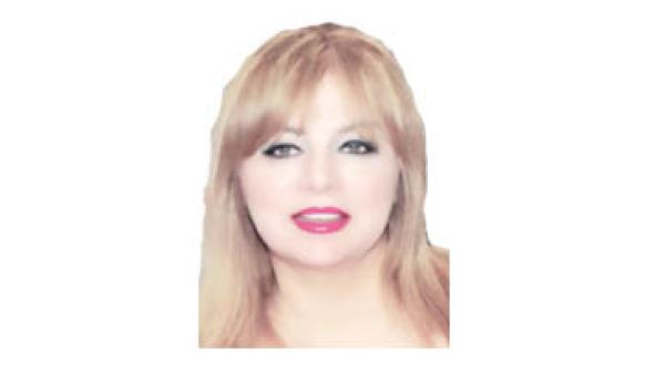 رندة صادق