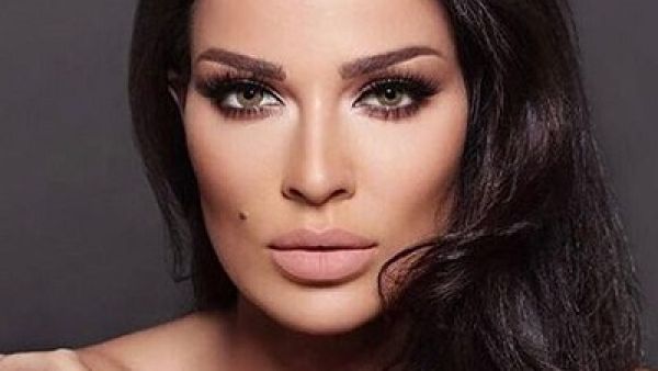 حقيقة تعرض نادين نسيب نجيم لحادث سير مروع    حقيقة تعرض نادين نسيب نجيم لحادث سير مروع