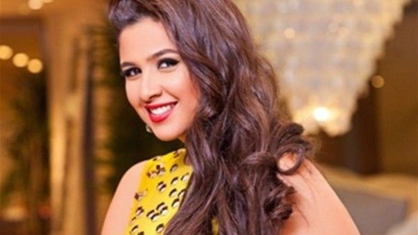 ياسمين عبد العزيز 