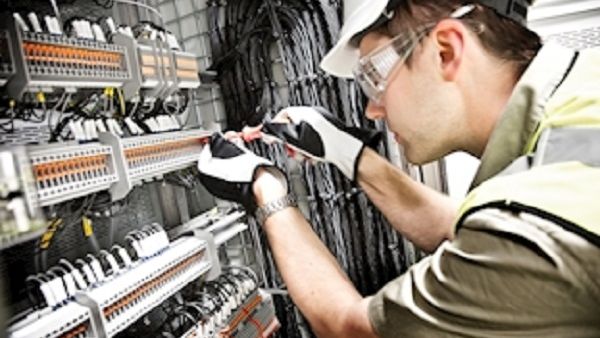 ABB will upgrade the control and protection system for the Konti-Skan high-voltage direct current (HVDC) transmission link with its latest ABB Ability MACH technology. The order was booked in the second quarter of 2017. ABB will upgrade the control and protection system for the Konti-Skan high-voltage direct current (HVDC) transmission link with its latest ABB Ability MACH technology. The order was booked in the second quarter of 2017.
