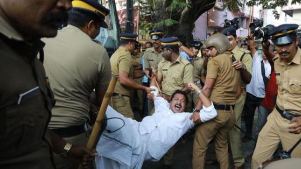 Kerala brought to standstill after women enter Sabarimala temple (Twitter)