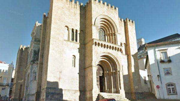 Cathedral Sé Velha de Coimbra  (Twitter)