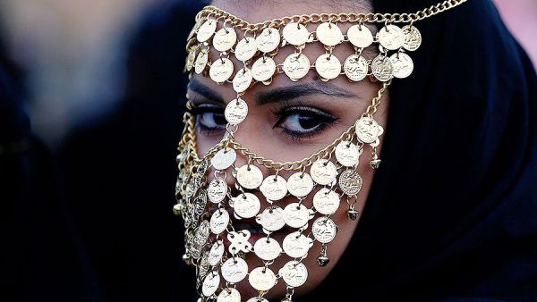 A woman attends the Janadriyah Cultural Festival on the outskirts of Riyadh, Saudi Arabia (Twitter)