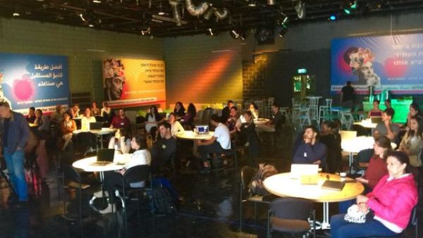 Jews & Arabs develop solutions for Middle East peace in hackathon (Twitter)