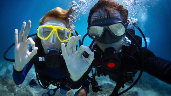 Scuba diving (Shutterstock)