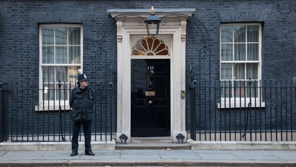 10 Downing Street in London (Shutterstock)