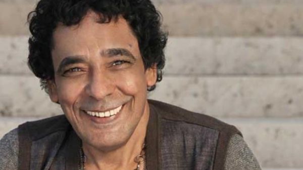 Mohamed Mounir single but not yet ready to mingle.
