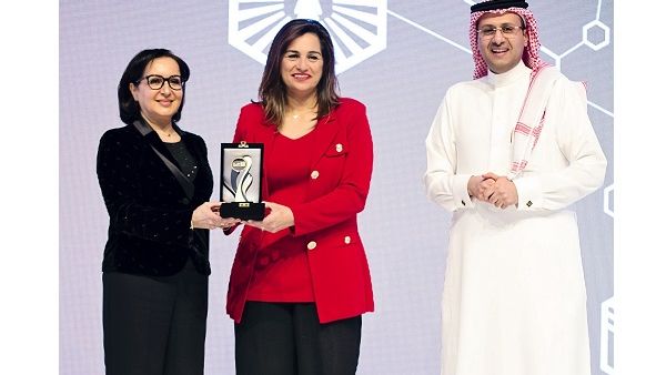 The prestigious award was accepted by Gulf Bank Human Resources General Manager Salma Al Hajjaj accompanied by Assistant General Manager Jennah Al Mattar.