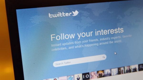 يستخدم الساسة اللبنانيون لغات مختلفة عند التغريد على تويتر.