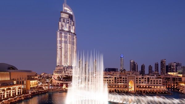 يحرص فندق العنوان وسط المدينة على الاهتمام بأدق التفاصيل في الخدمات التي تشمل استقبال كبار الشخصيات في المطار.