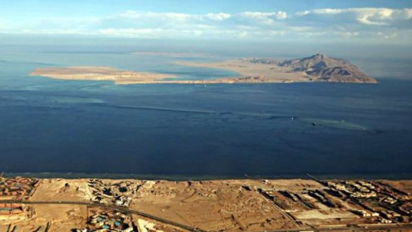 جزيرتا تيران وصتافير