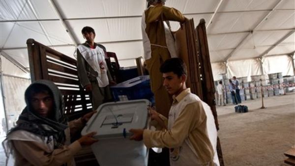 اميركا تاكد ارتباطها بأفغانستان 