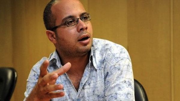 أدين ماهر واثنان من النشطاء البارزين، هما محمد عادل وأحمد دومة، اللذين ما زالا في السجن حتى الآن