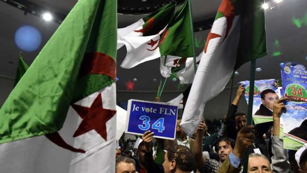 وتوجه الناخبون الجزائريون الخميس، إلى صناديق الاقتراع في خامس انتخابات رئاسية تعددية