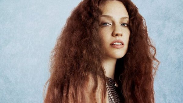 Jess Glynne (Twitter)
