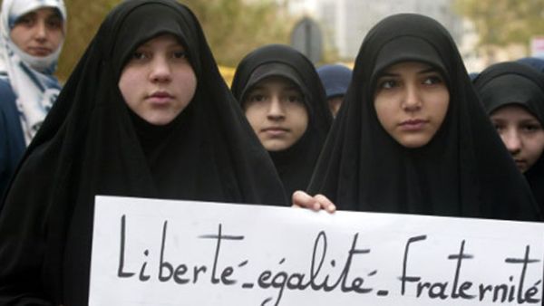 Muslim women protest about France’s decision to ban the veil. (AFP/File) 