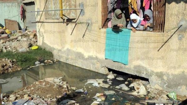 في مصر .. "اعصار بهية" بفعل مياه الصرف الصحي!  في مصر .. "اعصار بهية" بفعل مياه الصرف الصحي!