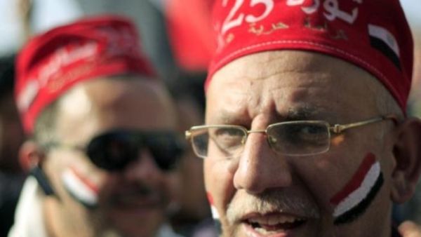 أغنيات تحتفل بالذكرى الأولى لثورة ٢٥ يناير.