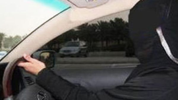 قيادة المرأة للسيارة في السعودية من المحرمات. قيادة المرأة للسيارة في السعودية من المحرمات.