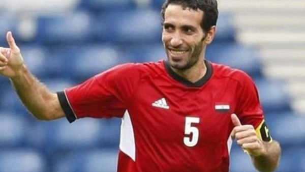 لاعب النادي الاهلي والمنتخب المصري محمد ابو تريكه
