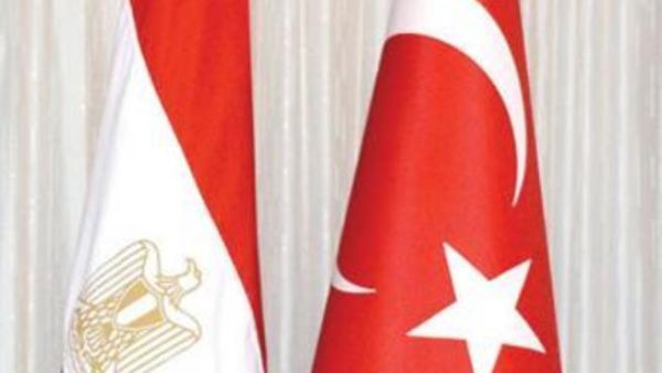 سحب السفير المصري من تركيا