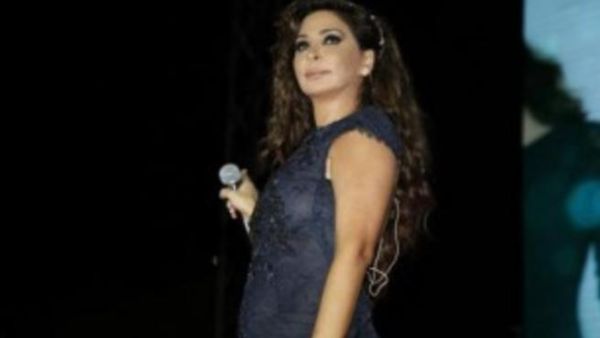 الفنانة اليسا 