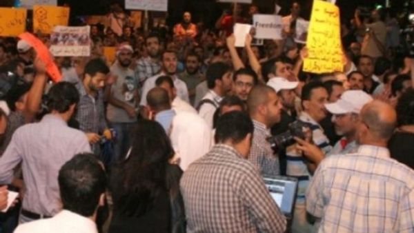وقفة احتجاجية في الاردن على رفع الاسعار وقفة احتجاجية في الاردن على رفع الاسعار
