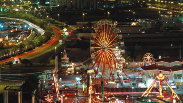 الهيئة تمنع الفتيات فوق الـ "12 عاما"من اللعب في الملاهي الهيئة تمنع الفتيات فوق الـ "12 عاما"من اللعب في الملاهي