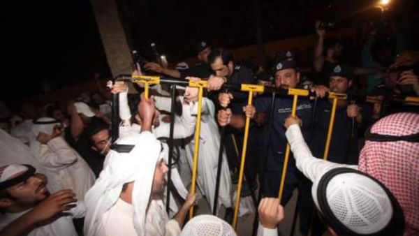 من مسيرة كرامة وطن في الكويت 