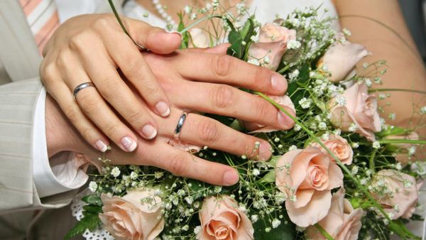 تزويد مأذوني الزواج بـ "الحالة القضائية" لطالبي الزواج بالسعودية