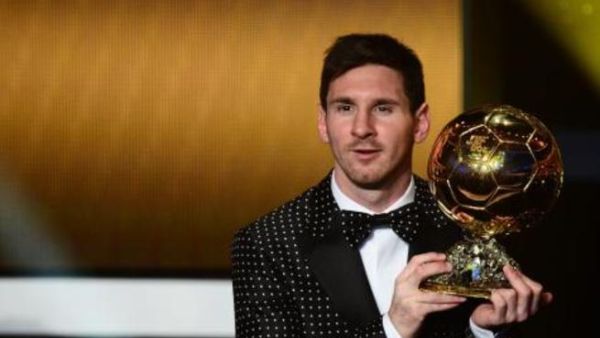 بدلة ميسي تثير السخرية في تويتر بدلة ميسي تثير السخرية في تويتر