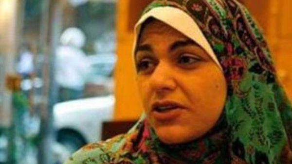 الناشطة السياسية المصرية نوارة نجم