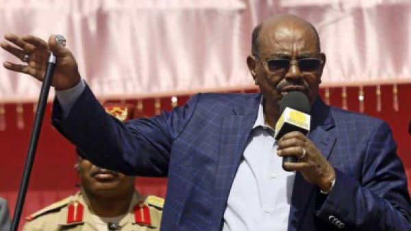 الرئيس السوداني عمر البشير 