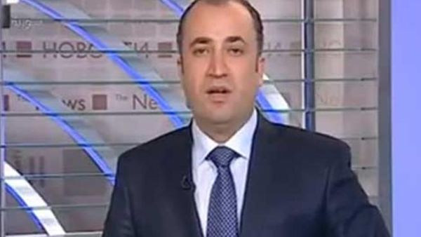 مذيع سوري .. "سي ميرسي يهذي بالتأكيد وحرارته مرتفعة" مذيع سوري .. "سي ميرسي يهذي بالتأكيد وحرارته مرتفعة"