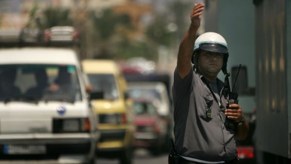 The absence of a state budget since 2005 has left the country’s battered economy burdened with over $74 billion in public debt. (AFP/File) The absence of a state budget since 2005 has left the country’s battered economy burdened with over $74 billion in public debt. (AFP/File)