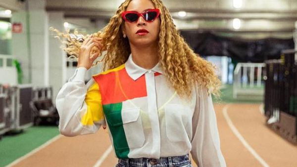 Beyonce shared snaps of 13-month old Rumi and Sir Carter  (Source: Beyonce / Instagram ) 