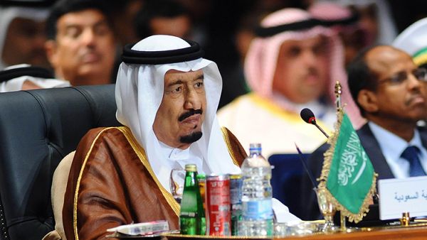 King Salman attending talks at the 26th Arab League Summit in Sharm el-Sheikh, Egypt, on March 28, 2015. (AFP)