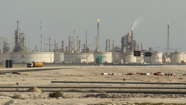  A petroleum refinery of Qatar Petroleum stands on October 26, 2011 near Umm Sa'id, Qatar. Qatar is ranked 16th in countries with the biggest oil reserves and 3rd in natural gas reserves. (Photo by Sean Gallup/Getty Images) 